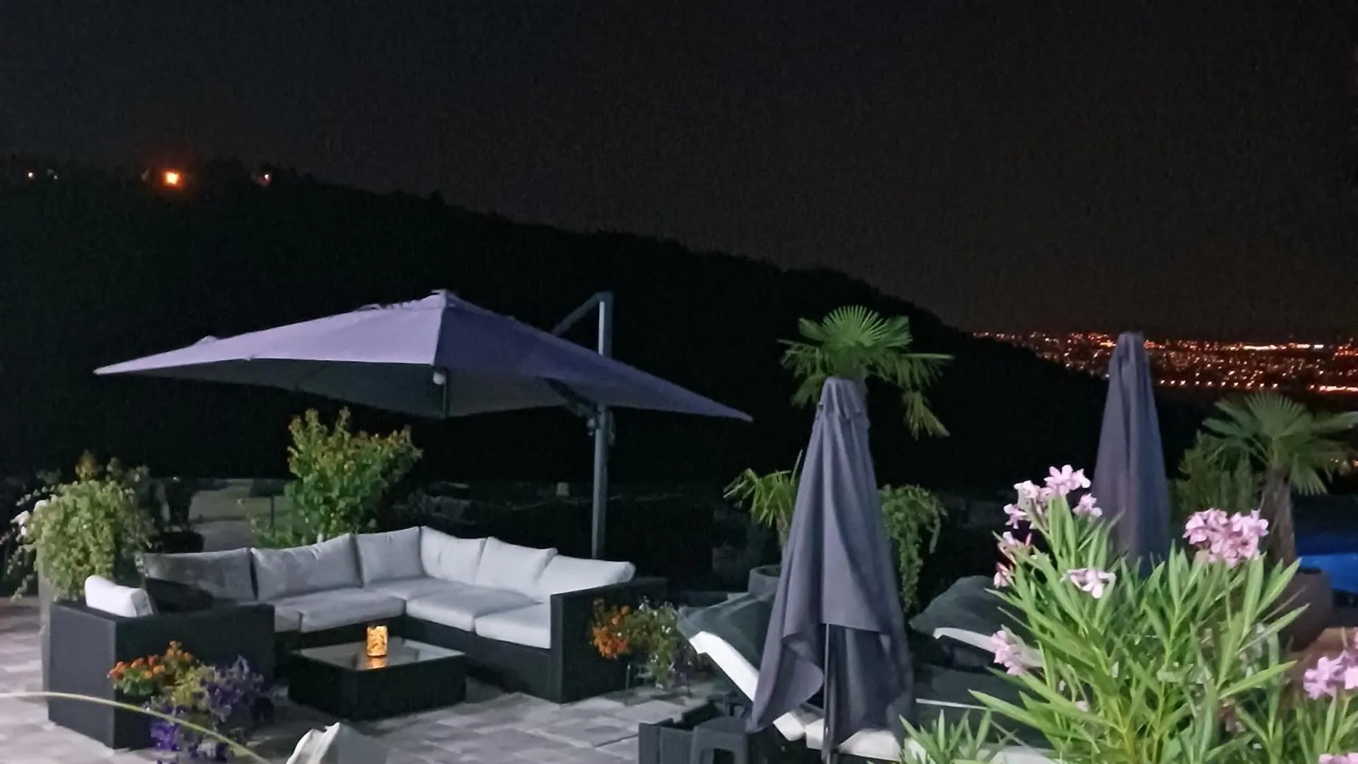 Villa White Pearl Diamond, Opatija Mit Meerblick & Pool Kroatien